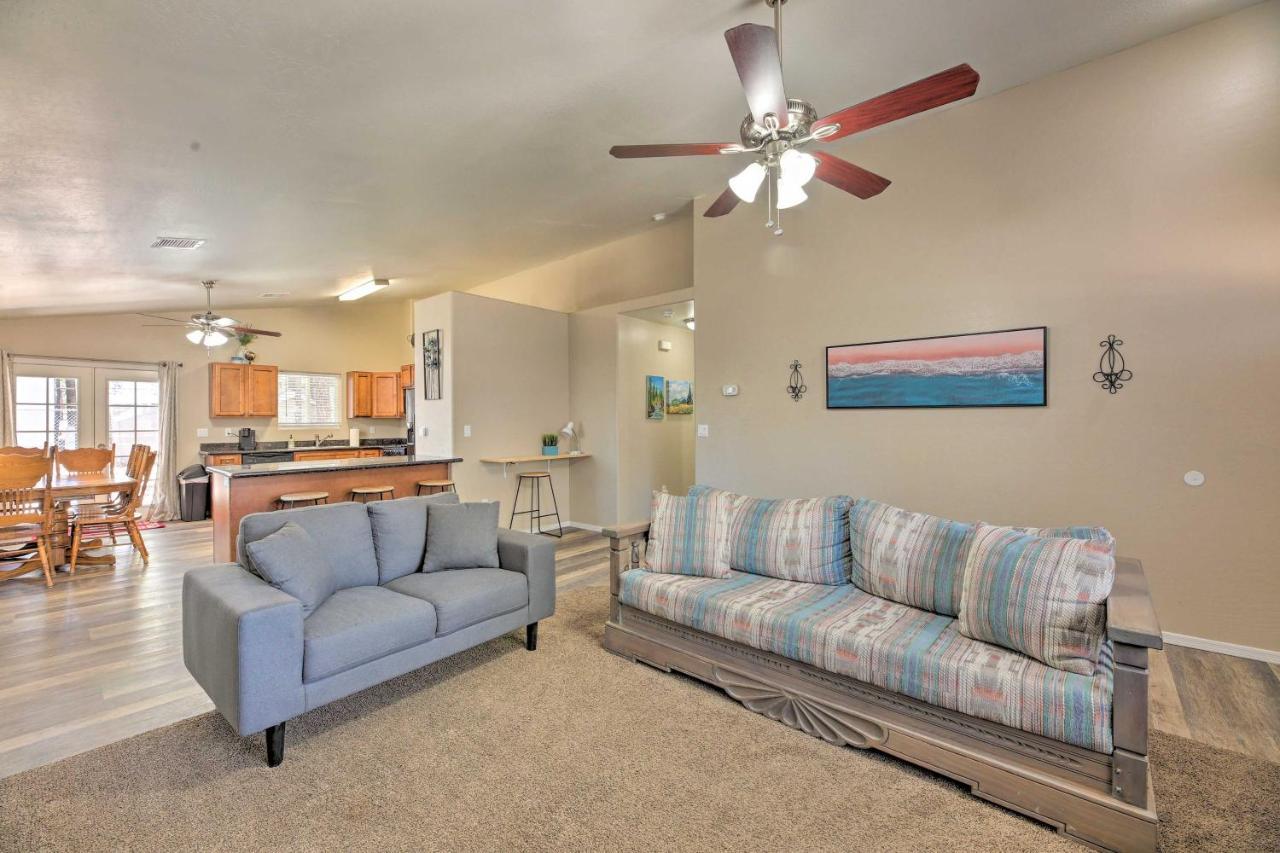 Ferienhaus Show With Fenced Yard, Near Parks And Golf! *