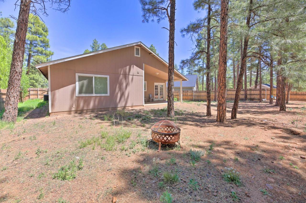 Show With Fenced Yard, Near Parks And Golf! Ferienhaus *